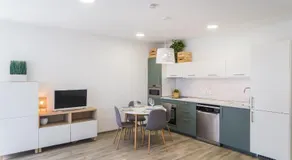 MyFlat Coral 61 Luxury Apartment - Image 4