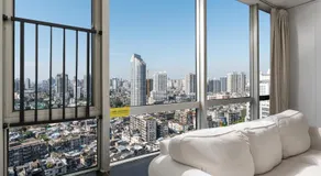Grand Continental Apartment - Image 3