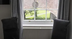 Viaduct Guest House - Image 5
