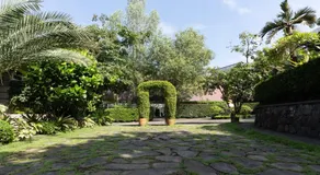 Commander Suites de Velada - Image 3
