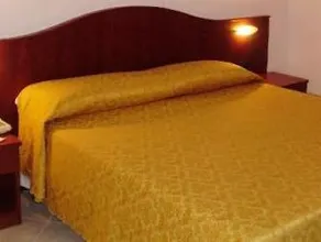 Grifone Hotel - Image 2