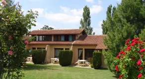 Les Genêts Studio & Piscine - Image 4