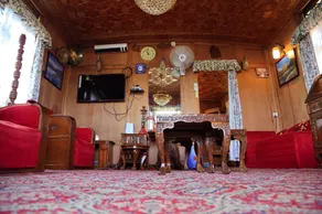 Houseboat Zaindari Palace - Image 4