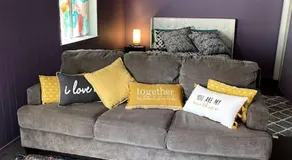 New! Fun just 20 min from Dallas 3-BRM Home - Image 5
