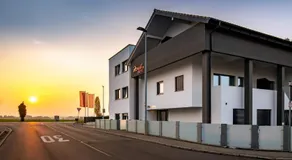 Hotel am Stadtrand - Image 4