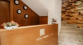 Center Hotel - Image 3
