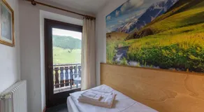 Hotel Teola - Image 2