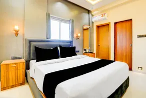 Hotel O Fortune Palace - Image 2