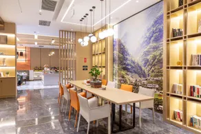 Atour Hotel Lhasa City Government - Image 5