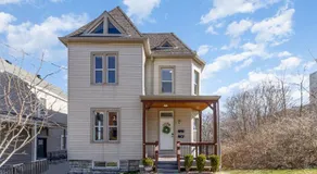 Downtown Views-Prime Location! - Image 5