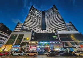 Coolplay Esports Apartment (Buji East Railway Station Branch, Longgang District, Shenzhen) - Image 4