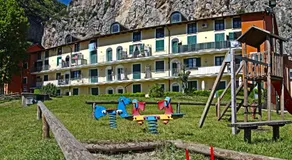 Campione Ora apartments by Gardadomusmea - Image 2