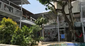 Yez Yez Yez All Good Hostel - Image 3