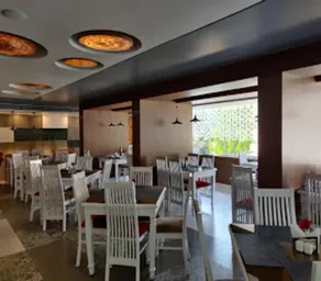 Miles Inn Hotel - Image 2