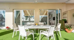 Apartamentos LOLA y MANUELA en primera línea playa Carihuela con excelente Terraza-jardin de 80 m2 frente al Mar con aparcamiento privado Ideal para descansar oyendo las olas del Mar - Image 3