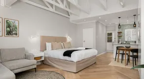 Middelhof Luxury Apartments - Image 2