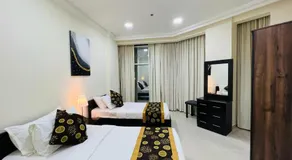 Chelsea Gardens Apartment - Image 2