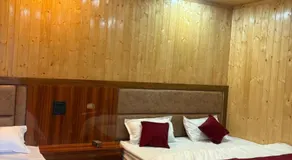 Harshil wood stay - Image 2