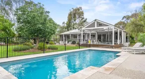 River Retreat - Image 4