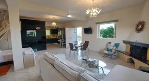 House with sea breeze-Anemelia - Image 3