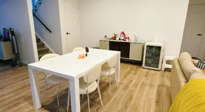 Room at Brand new house at Lincoln Road - Image 5