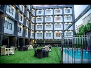 Hotel 4 - Image 3