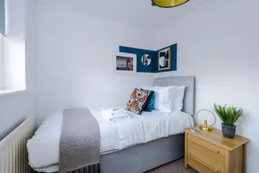 Luxury 6 bedroom house, sleeps 12, family getaway - Image 4