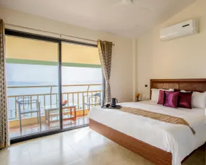 Blue Lake Retreat - Image 2