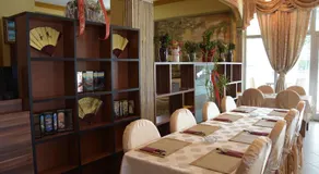 Hotel & Restaurant Great Wall - Airport - Image 3