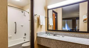 Best Western Northgate Inn - Image 5