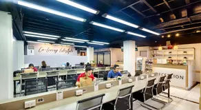 Nomad's Hub - Best Value Co-living Hostel - Image 5