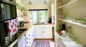Key Cottage, sleeps 8 - Image 5