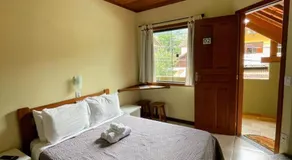 Pousada Guimaraes - Image 2