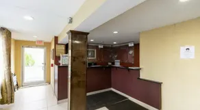 Fairbridge Inn Express Pittsfield - Image 3