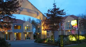 Denton Park Motel - Image 4