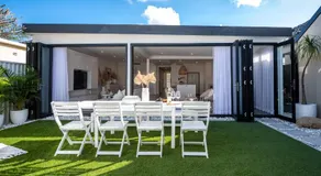 Luxury Urban Oasis - Image 4