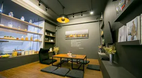 Lamurr Sukhumvit 41 - Image 2