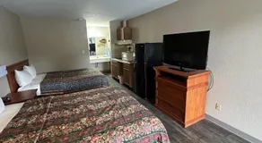 Lodge Inn Extended Stay - Image 2