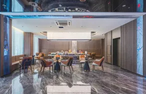 V8plus Huanlin Hotel (Wanning High-Speed Railway Station Branch) - Image 3