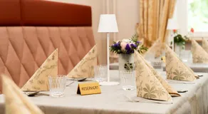 Hotel Schloss Sigrön - Image 4