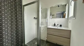 Jolie chambre dans quartier calme - Image 2