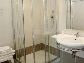 Hotel Arizona - Image 3