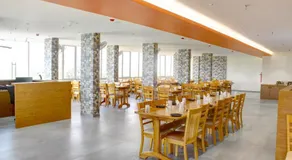 Hotel The Divine Inn - Image 3