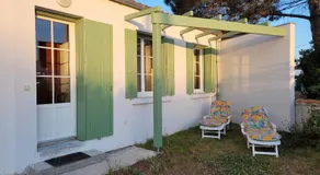 Tout prêt, tout près du fort - Image 5