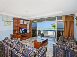 Sanctuary Resort & Apartment - Image 3