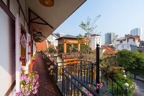 Little Colmar - Homestay & Pottery Studio - Image 4