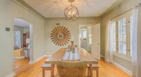 Downtown Oasis Family Home - Lawrence University PAC College Ave - Image 3