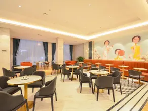 Magnotel Hotel Shangri-la Ancient City - Image 2