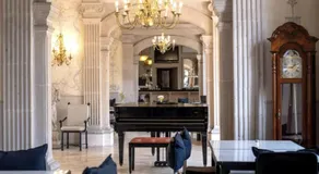 Hotel Alameda Grand - Image 4