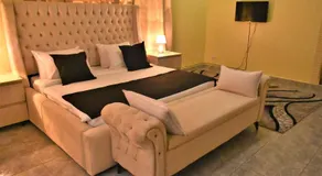 Beautiful home opposite Speke Resort Munyonyo near Lake Victoria - Image 2